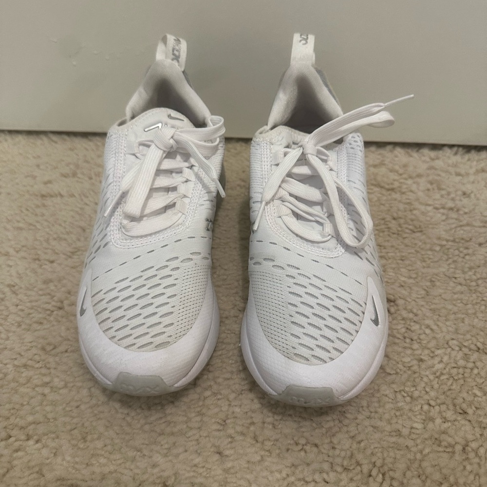 Nike air max 270 (women) white/pure platinum size 6.5